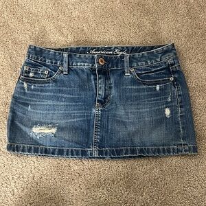 American Eagle Mini Blue Jean Skirt. Size 4.
